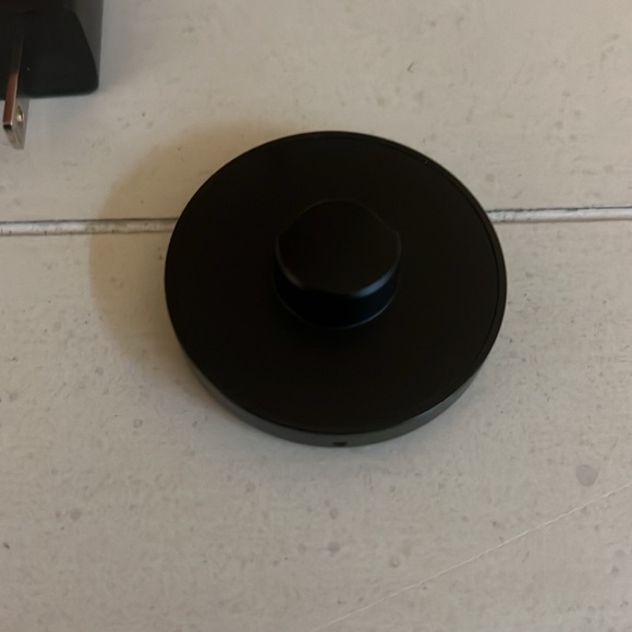 Oura box and charger for ring Gen 3 horizon 
US 7 set - Picture 4 of 4